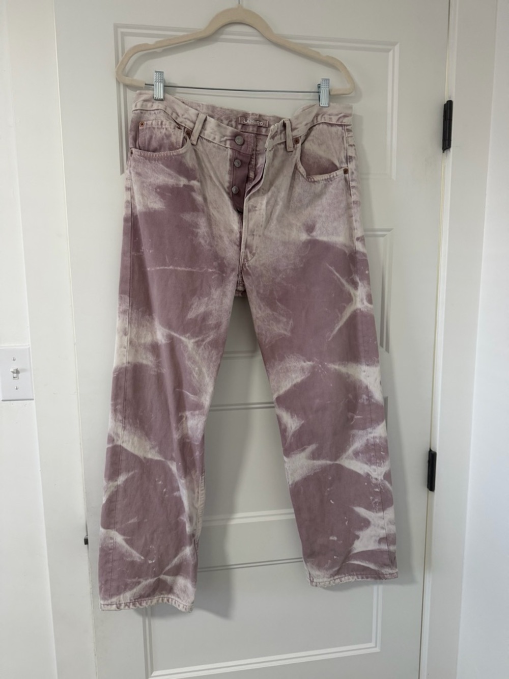 Lamero Levi's Vintage Mauve Tie-Dye Jeans Unisex - fits like Women's Size 32 US